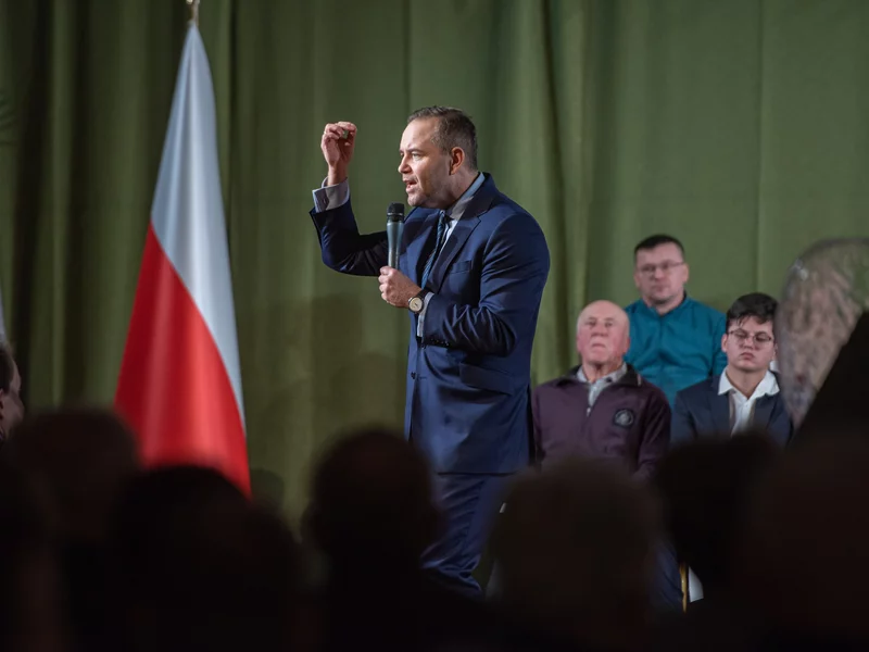 Niemiecki dziennik uderza w Nawrockiego. „Język rosyjskiej propagandy”