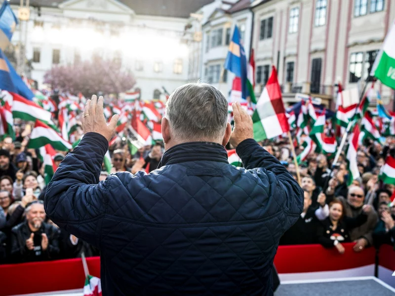 O luksusowej posiadłości Orbana huczał cały świat. Wśród mieszkańców panuje zmowa milczenia