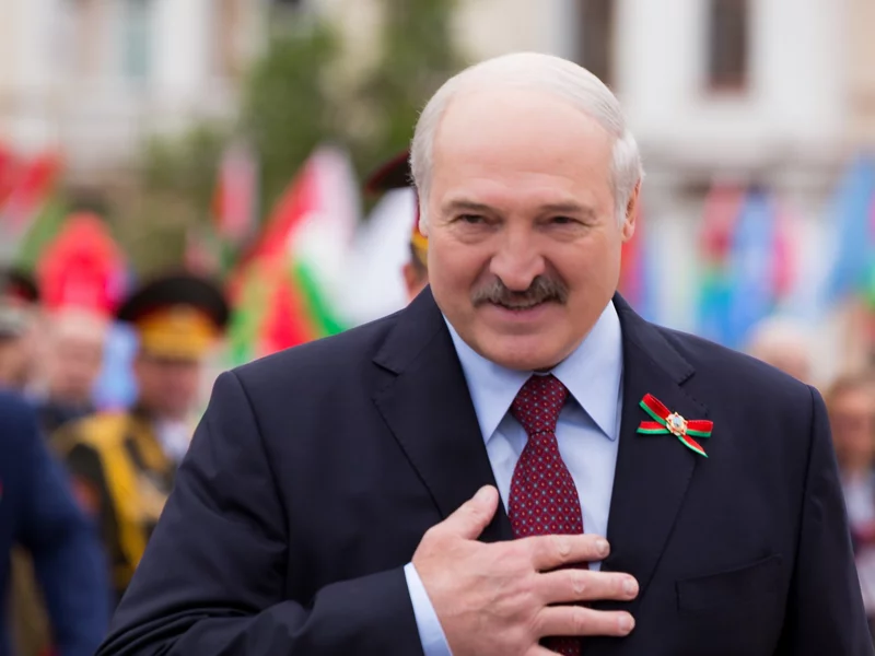 Białoruś nie odpuszcza z migrantami. Szkoli ich w specjalnych obozach treningowych