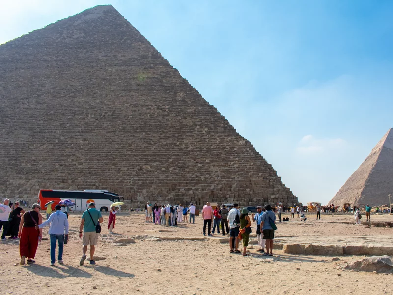 Uczniowie z Polski polecieli do Egiptu. Decyzja szkoły wywołała burzę