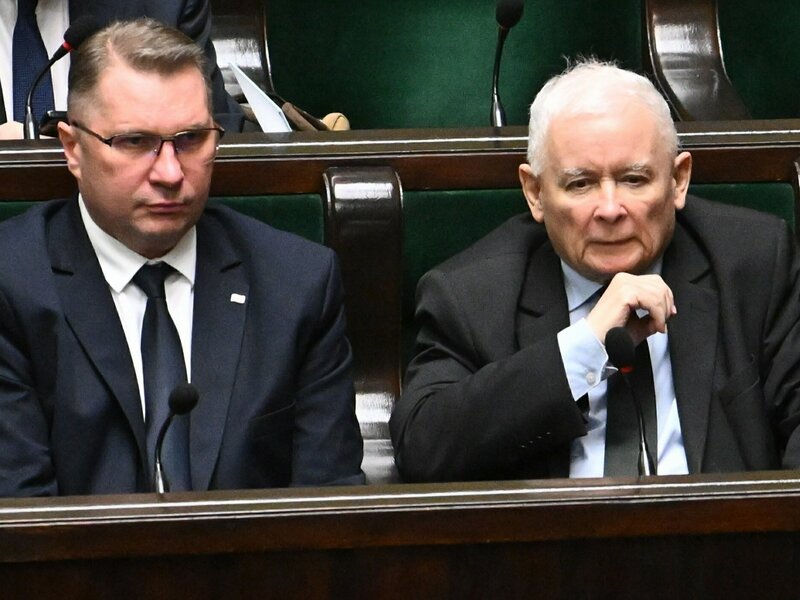 Jarosław Kaczyński znowu trafił? Sprawdzili, co z „efektem Przemysława Czarnka” w sondażach