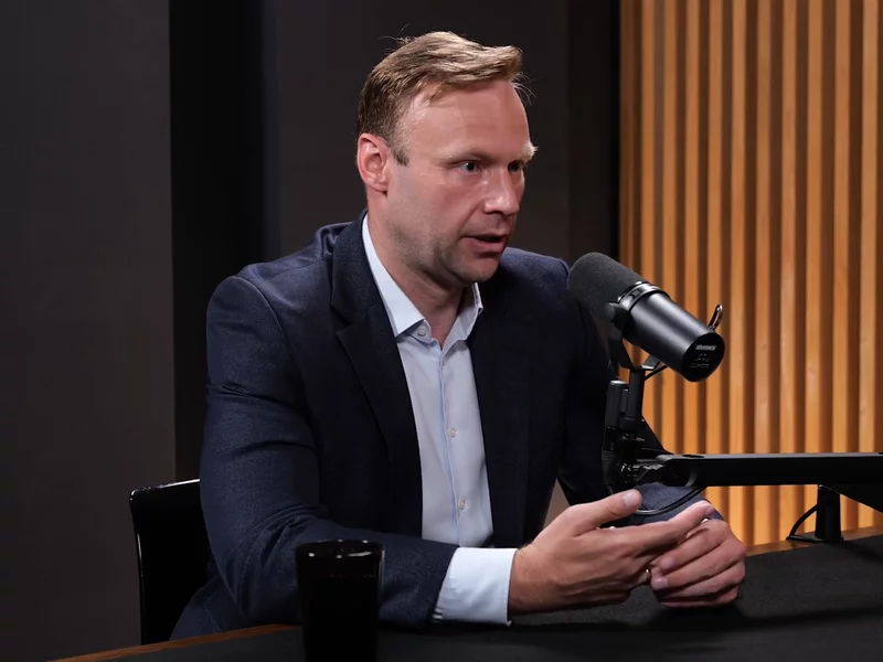 Mastalerek: Kaczyński pasuje do Marszu Niepodległości jak pięść do nosa