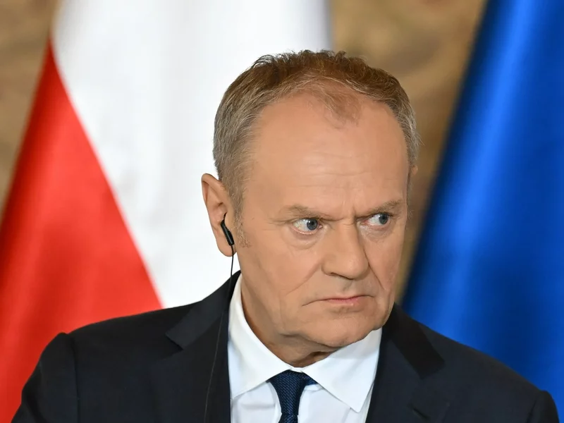 Tusk namawiany do błyskawicznego wyrzucenia minister. Jest jeden warunek