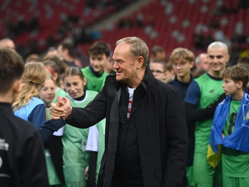 Nawrocki jadł kebaba, Tusk pójdzie na pizzę? „Pół miliona lajków”