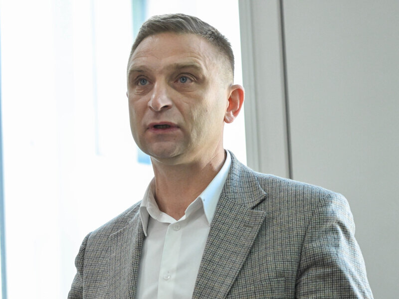 Bąkiewicz wyrzucony z sali sądowej. „Taka sprawiedliwość w państwie Tuska i Żurka”