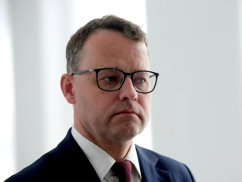 Zwrot ws. Marcina Romanowskiego. „Prędzej czy później wpadnie”