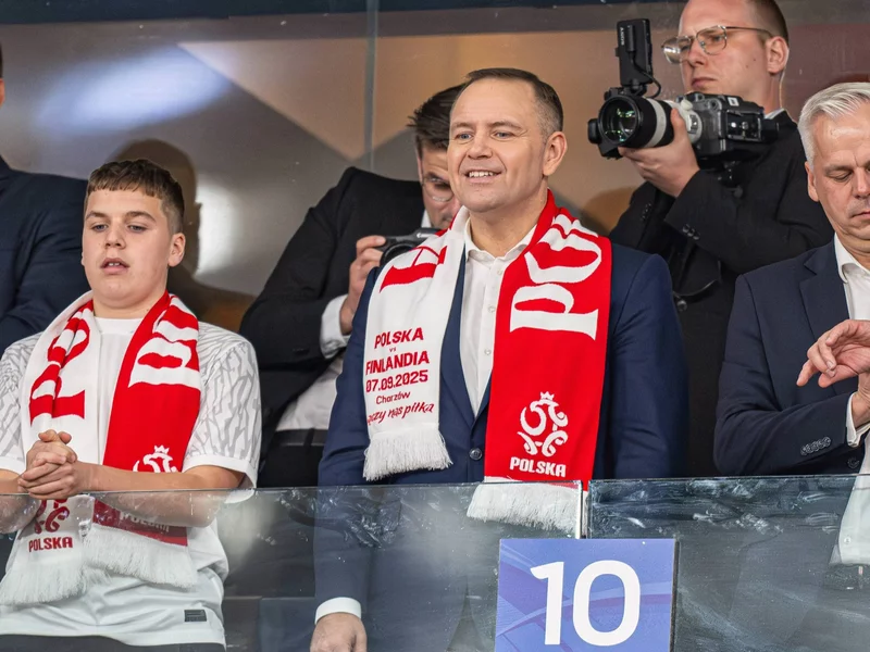 Tak tysiące kibiców potraktowało Karola Nawrockiego. „Walczysz z wojskiem? Zbierasz gwizdy”