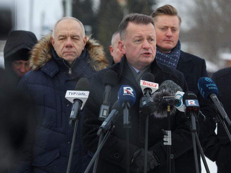 PiS zebrało pół miliona podpisów, ale wniosku w Sejmie nie złożyło. „Może centrala czeka”