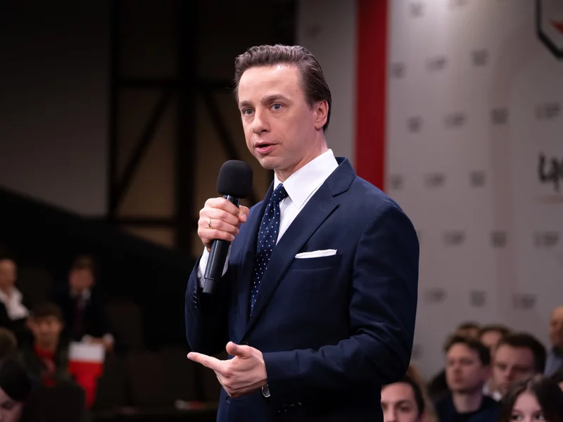 Bosak nie gryzł się w język. „Przestańcie się płaszczyć”