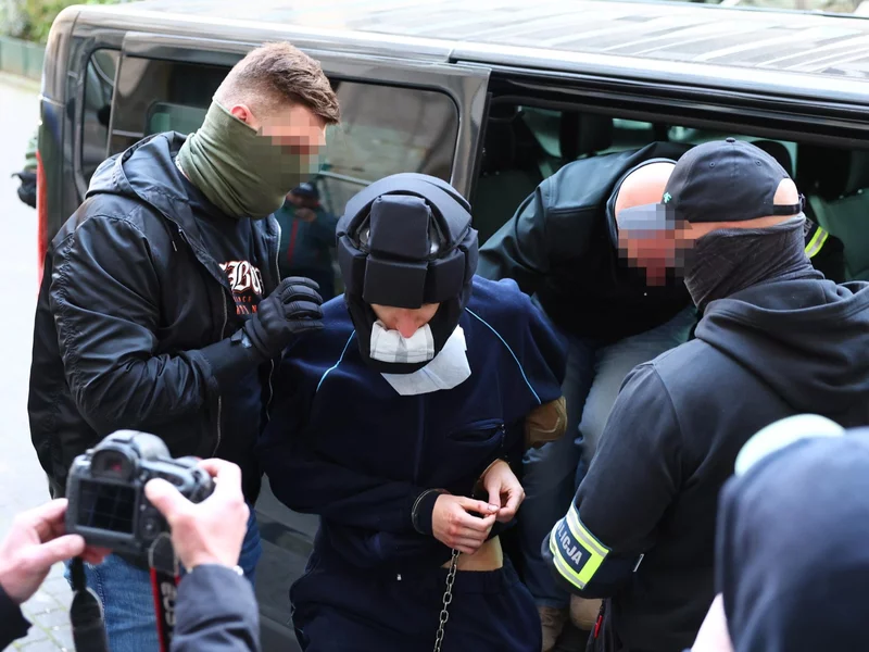 Zamordował siekierą pracowniczkę UW. Adwokat Mieszka R.: Zakład psychiatryczny bywa dotkliwszy niż więzienie