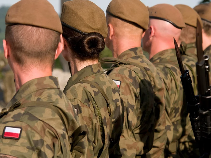 Te osoby otrzymają wezwanie na komisję wojskową. Nie tylko młodzi mężczyźni