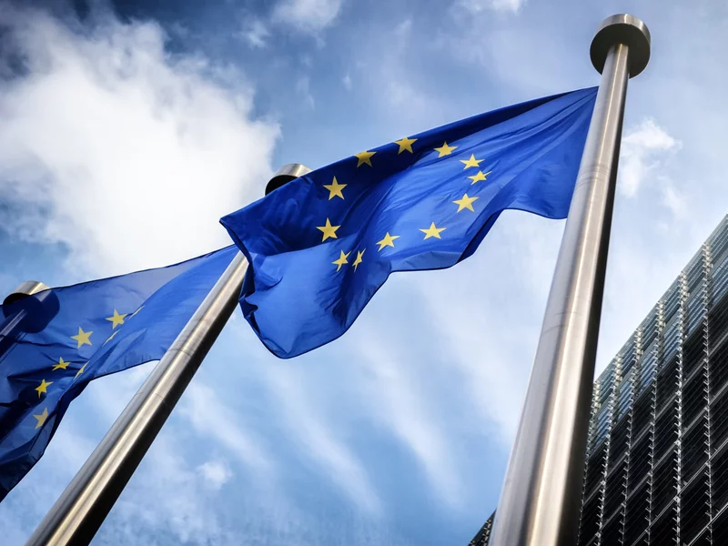 KE składa skargę przeciwko Polsce. „Nieprawidłowa transpozycja”