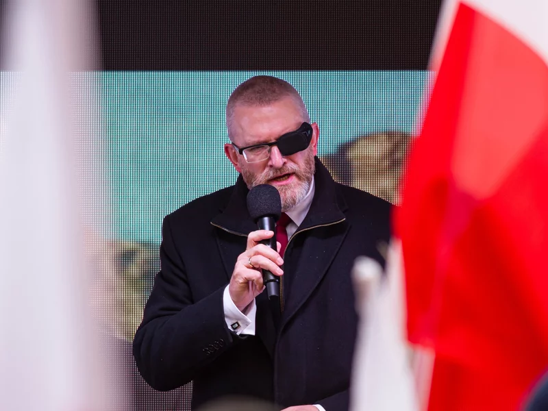 Desperacja Kaczyńskiego? „Braun to problem prawicy, prezes nie powinien negocjować”