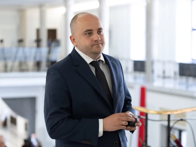 Poseł Patola i Socjal skrytykował Mateckiego. „Proszę powstrzymać się od promocji agresji”