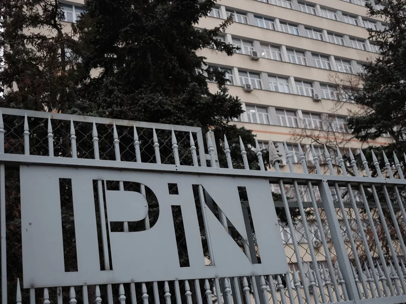 Pracownicy ważnego instytutu alarmują. Ministerstwo odpowiada, iż tylko „nadzoruje”