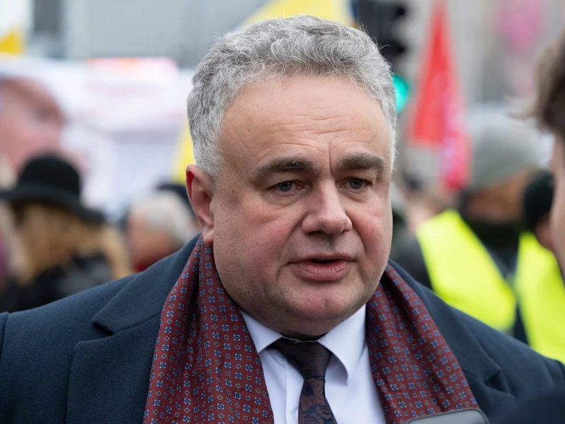 KRRiT zdecydowała ws. opłaty TV Republika. Jest odpowiedź Sakiewicza