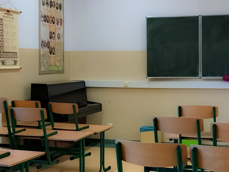 Kontrowersyjne kadry ze szkół. „To nigdy nie powinno się wydarzyć”