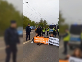 Miniatura: Aktywiści blokują mosty w Warszawie....